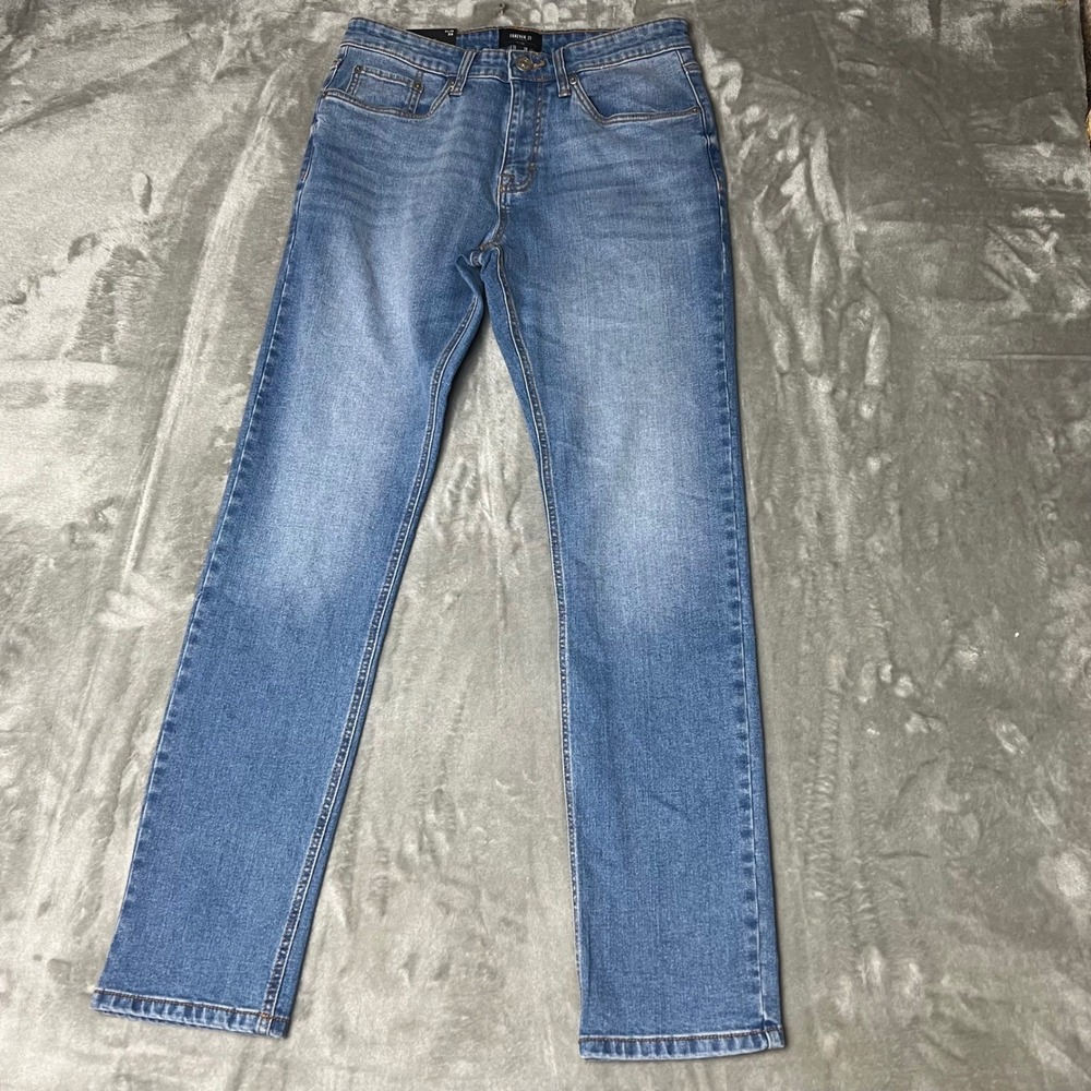 Forever 21 Slim Fit Mid Rise Medium Wash Denim Jeans Mens Size 29x30 NWT